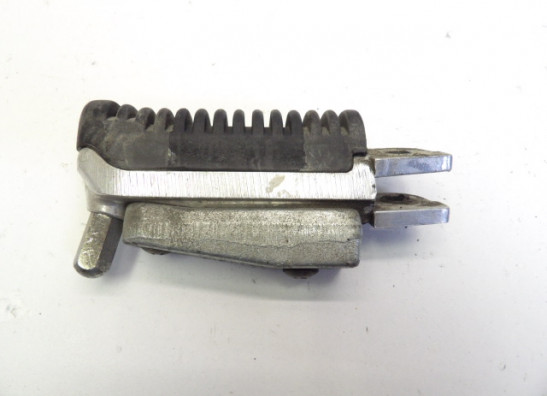 Fussraste rechts Suzuki GSX R 1300 Hayabusa