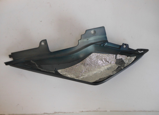 Rechter achterkant Aprilia Shiver 750