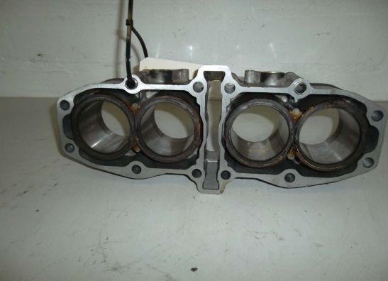 Engine parts Kawasaki ZZR 600