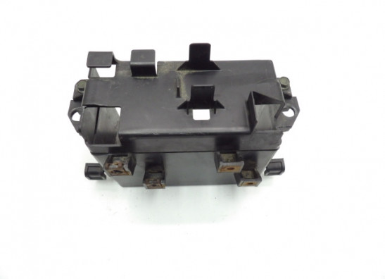 Batterie befestigung Yamaha FZ6