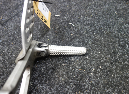 Main step holder left Yamaha YZF R6