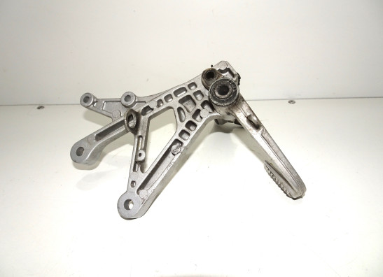 Fussrastetrager vorne rechts Honda CBR 600 F