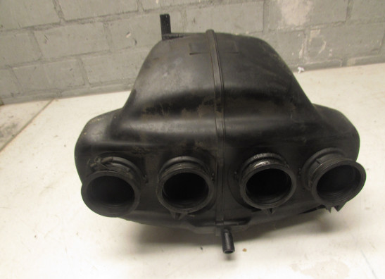 Air cleaner case Suzuki GSX F 1100