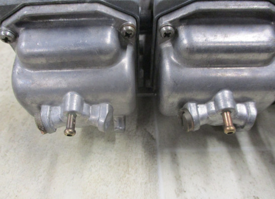 Carburetor assy Suzuki GS 750