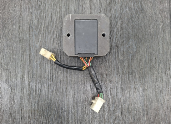 Spanningsregelaar Honda VF 700  750 C Magna