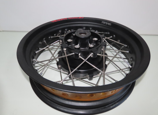 Achterwiel compleet Moto Guzzi V85 TT