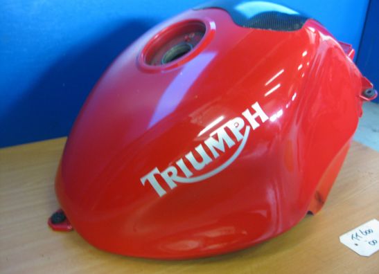 Tank Triumph TT 600