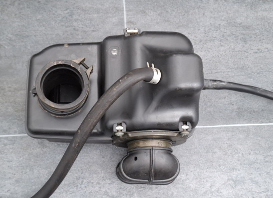 Air cleaner case Suzuki VZ 800 marauder