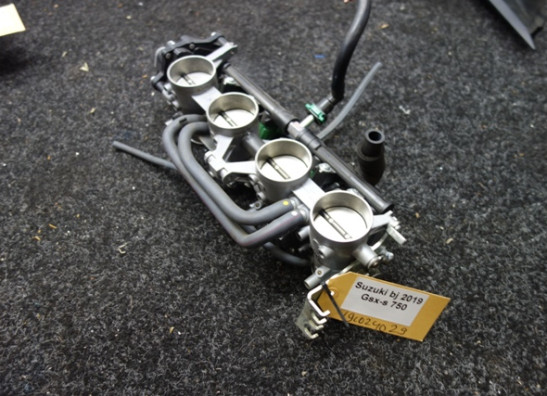 Gasklephuis Suzuki GSX S 750