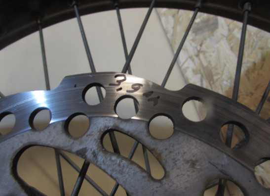 Voorwiel compleet Mash Adventure 400