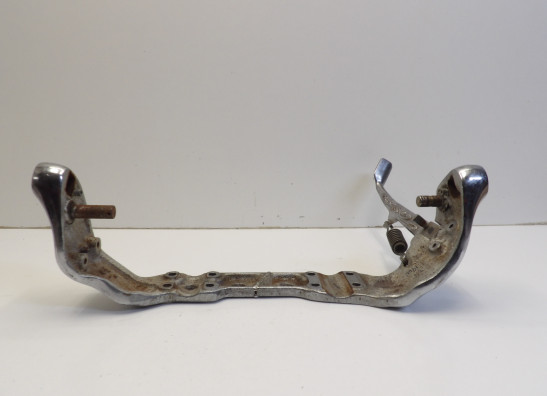 Fussrastentrager Suzuki VS 1400 Intruder