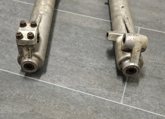 Voorpoten compleet Yamaha XT 550