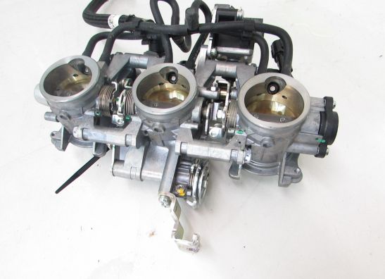 Gasklephuis Triumph 675 Street Triple R