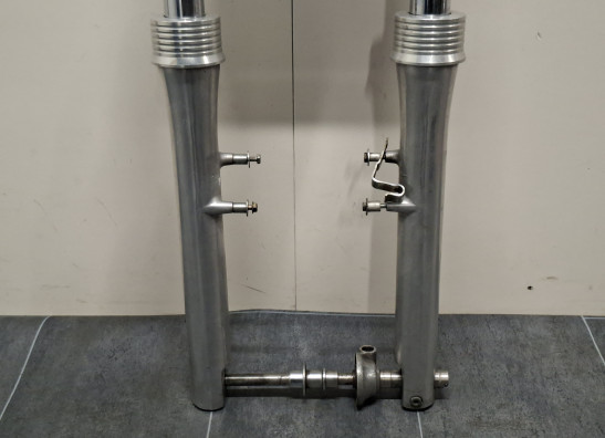 Voorpoten compleet Suzuki VS 1400 Intruder