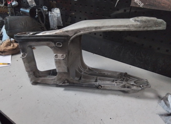 Achterbrug Aprilia Shiver 750