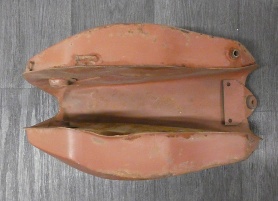 Benzintank Armstrong MT 500