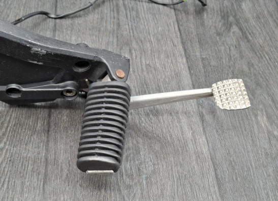 Fussrastetrager vorne rechts BMW K 1100 LT