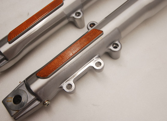 Fork pipe outside Harley Davidson Softtail