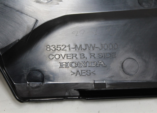 Cowl right Honda CB 500 F