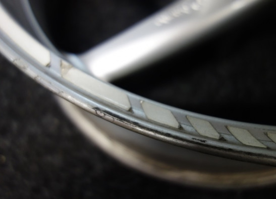 Achtervelg Benelli TNT 1130 cafe racer