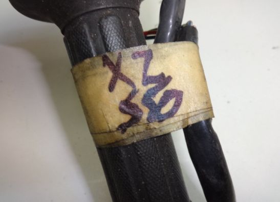 Handlebar switch assy right Yamaha Overige Yamaha