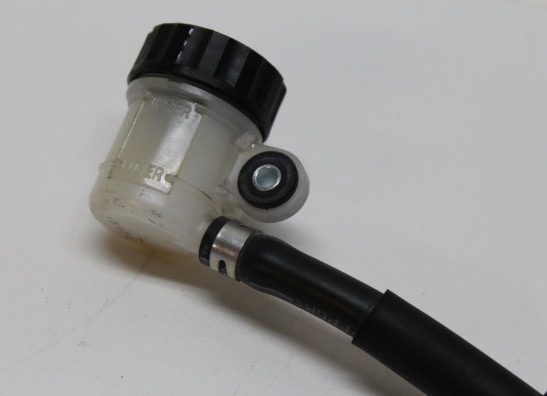 Rempomp achter Yamaha Tenere 700