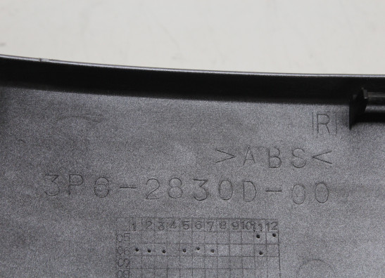 Cowl right small Yamaha FJR 1300