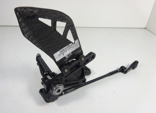 Fussrastetrager vorne links Kawasaki ZX 10 R