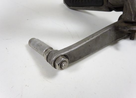 Fussrastetrager vorne rechts Ducati 750 SS Supersport