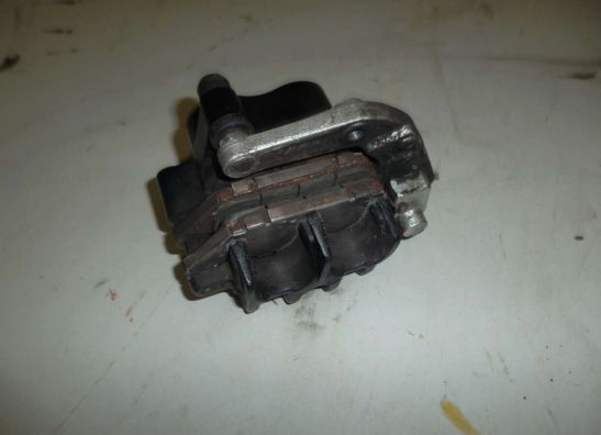 Brake caliper right front Suzuki RF 600