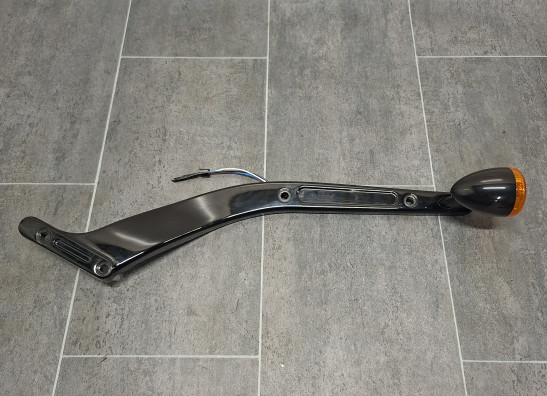 Linker achterkant Harley Davidson FXBB Street Bob