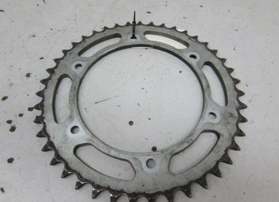 Achtertandwiel Suzuki RGV 250