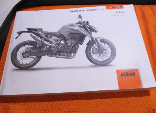 Manuel KTM 790 Duke