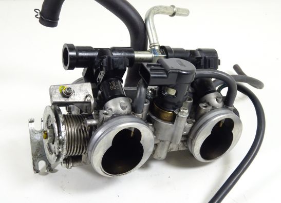 Gasklephuis Suzuki Burgman 650