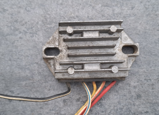 Spanningsregelaar Suzuki GS 550