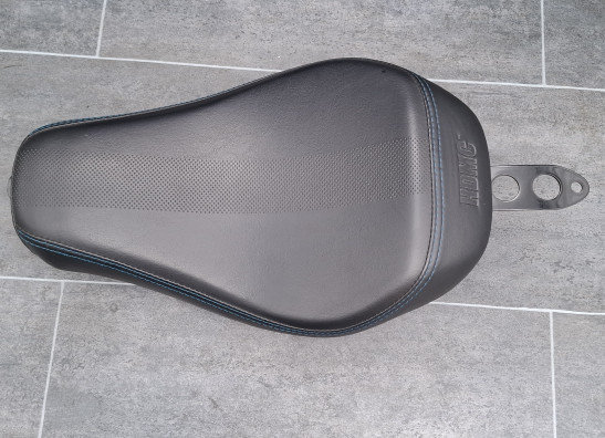 Zadel Harley Davidson XL1200X Forty-Eight