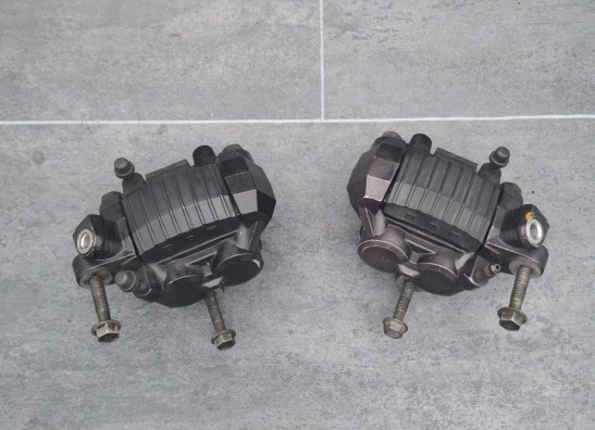 Brake calipers front Suzuki GSX F 600