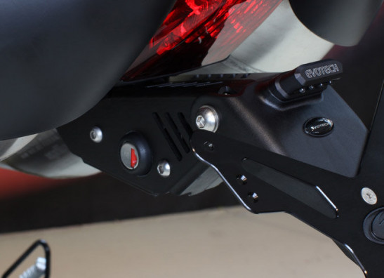 Kentekenplaathouder Aprilia Dorsoduro 750