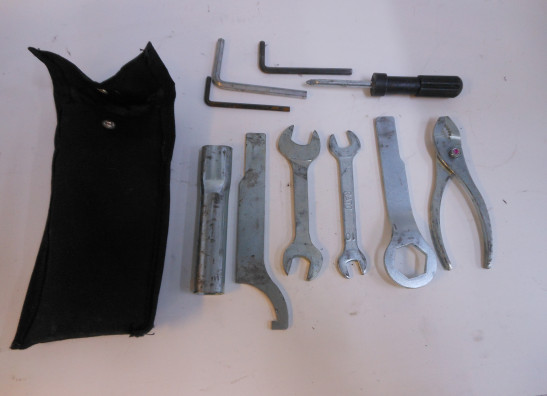 Tool set Suzuki GSX F 650