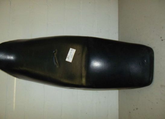 Zadel Yamaha FZ 750