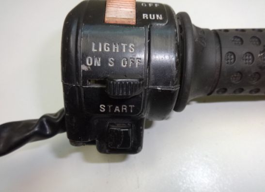 Handlebar switch assy right Suzuki GSX 750