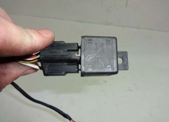 Relay Triumph Sprint 900 Executive