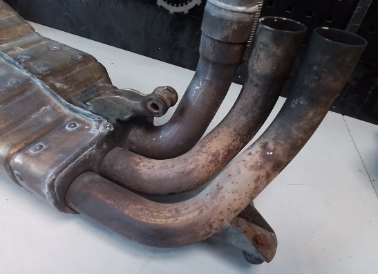 Auspuff Aprilia RST 1000 Futura