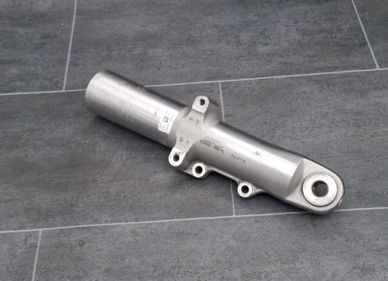 Voorpoot links onder Harley Davidson FLHX Street Glide