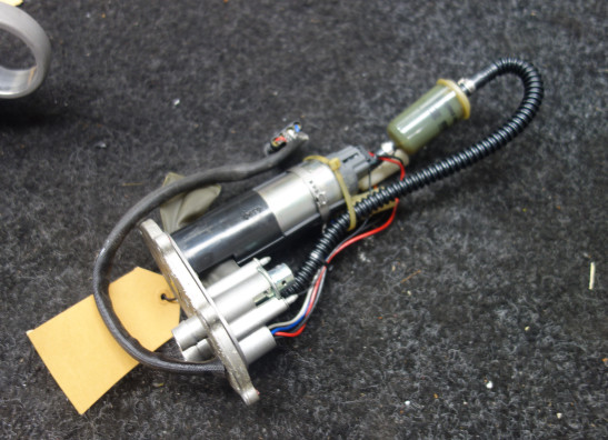 Brandstofpomp Ducati monster 1100