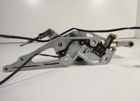 Fussrastetrager vorne rechts BMW K 1200 GT