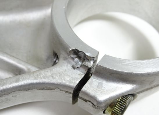 Kroonplaat Ducati 748