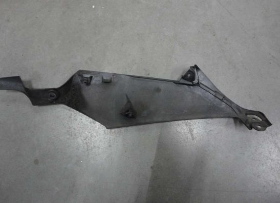 Cowl Left lower Suzuki GSX R 750