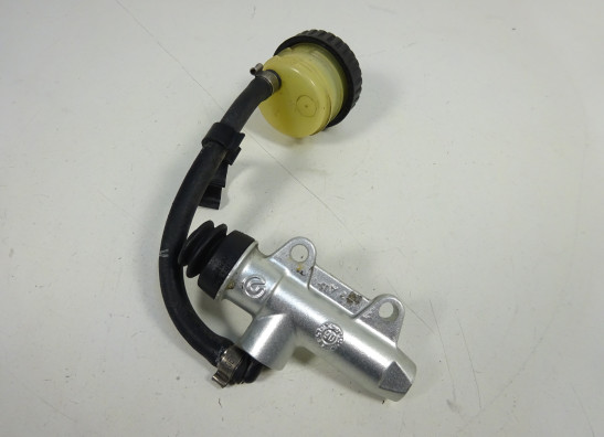 Rempomp achter BMW K 1200 R 
