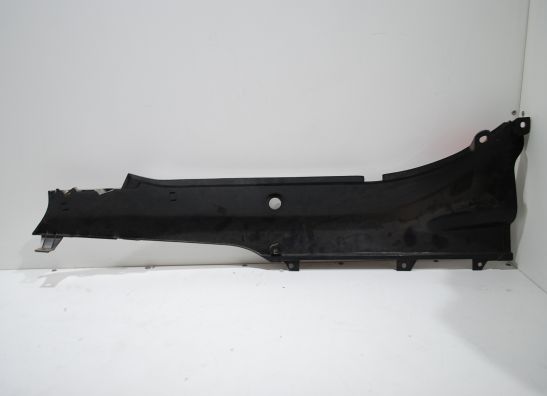 Cowl left rear Suzuki GSX F 750